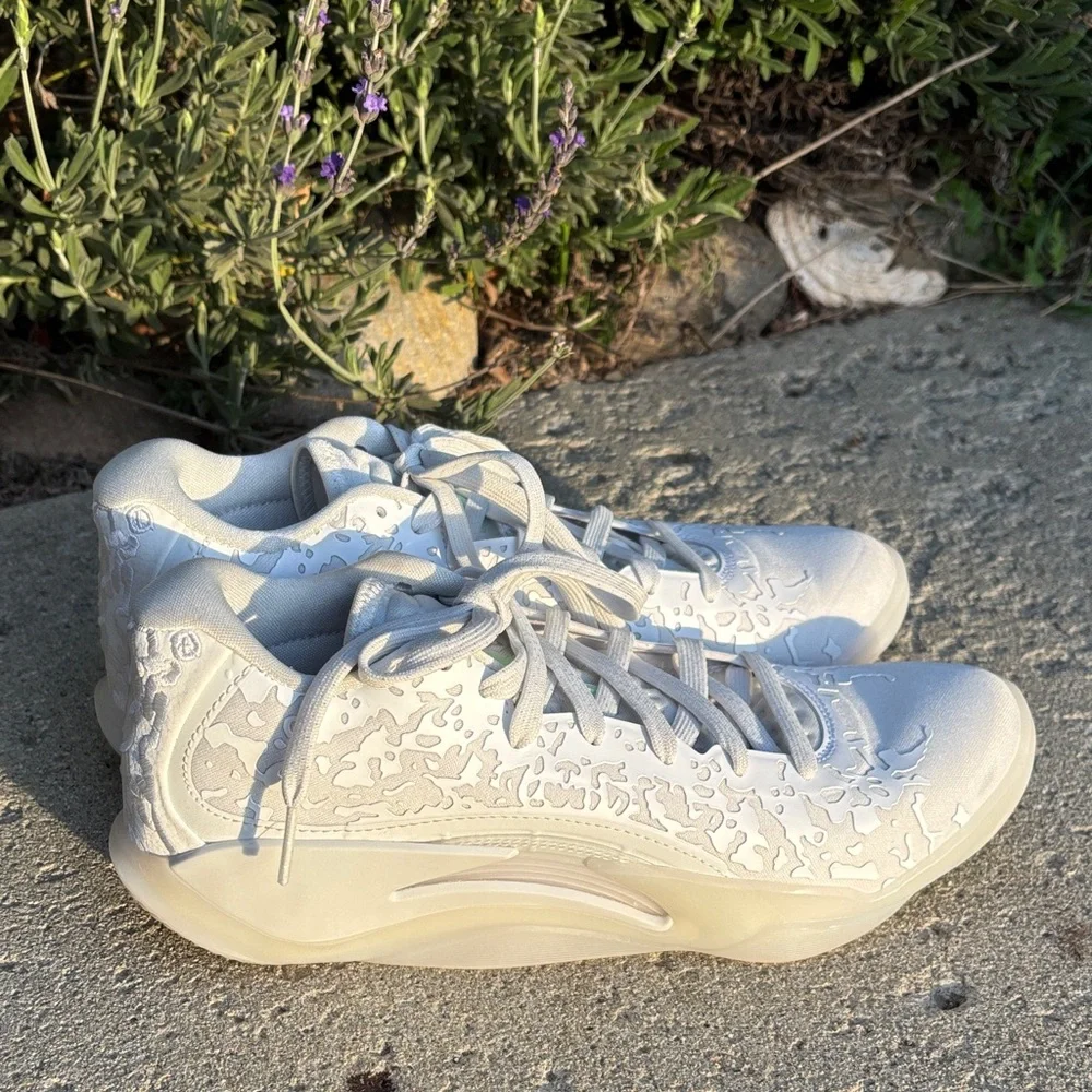 Nike Air Jordan Zion 3 White Vapor‎ Green Athletic Shoes